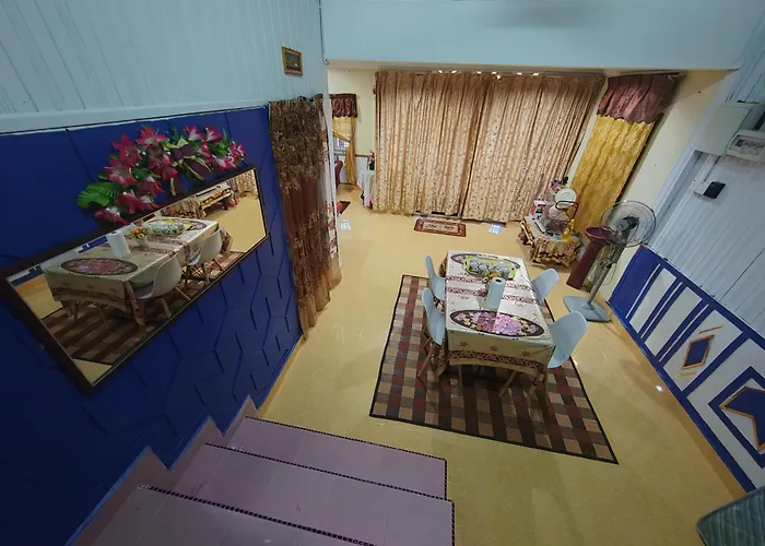 Iltizam Homestay