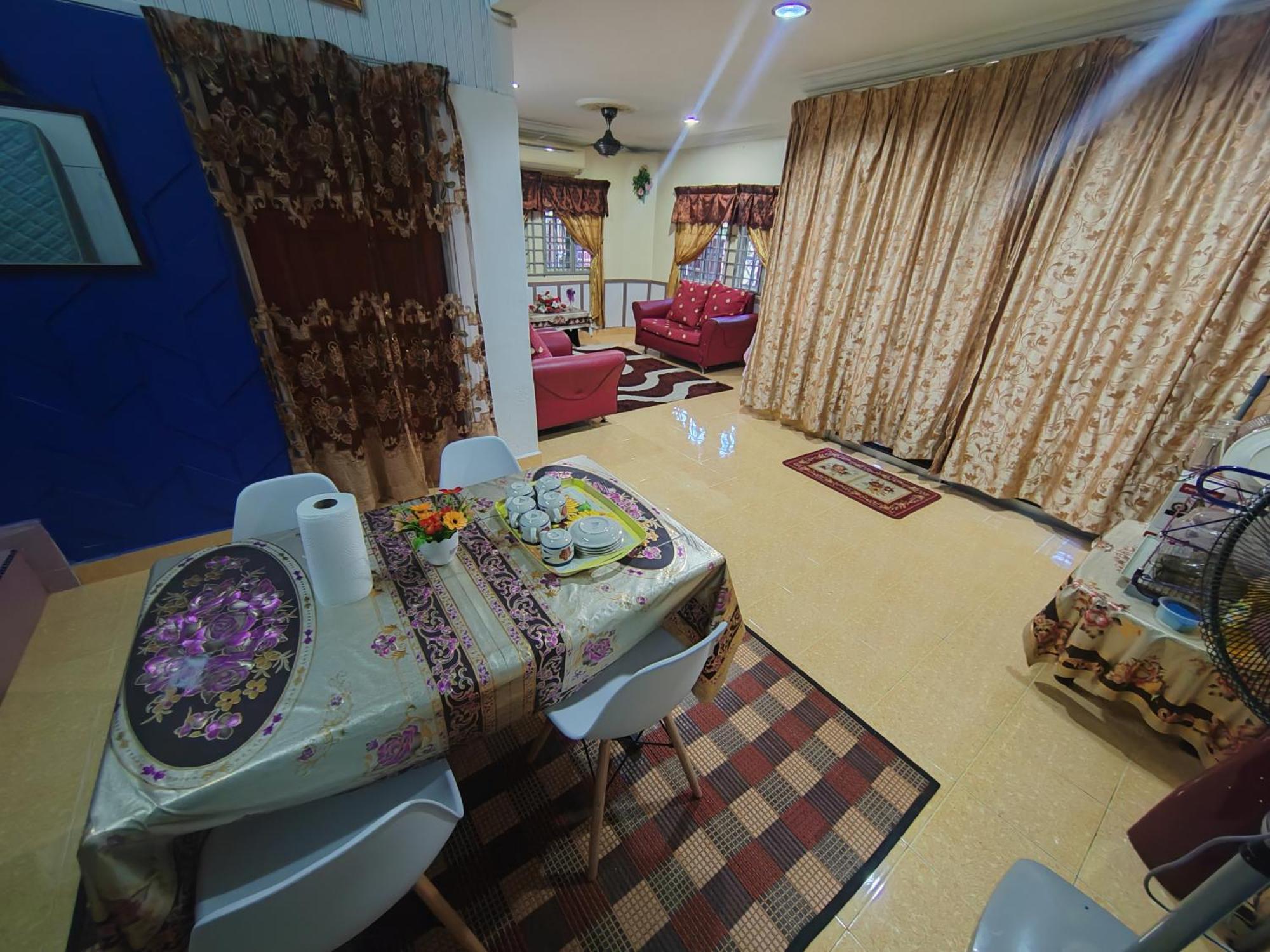 Iltizam Homestay Kuala Berang